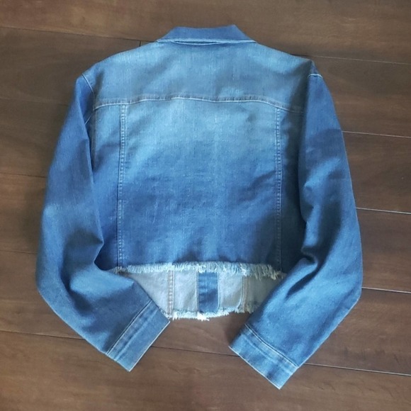 NEW! TINSELTOWN Raw Edge Jr. Jean Jacket. - Picture 2 of 6